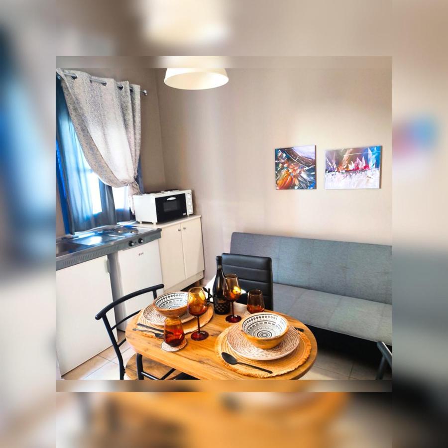 Le Stanze Del Tramonto Di Eleni Apartment ลิปเซ ภายนอก รูปภาพ